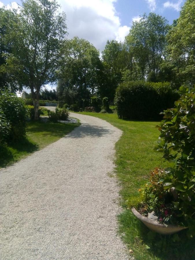 Les Hortensias Grande Tente Familiale Deux Chambres Et Sejour Vue Mer Sur Camping Nature Plestin-les-Grèves Exterior foto